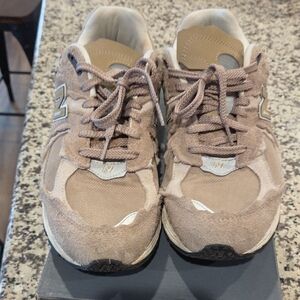 New Balance 2002R Wide Taupe Suede & Mesh Trainers